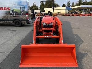 Tracteur L2502HST 2025 - Puissance compacte avec efficacité hydrostatique - Product Image 3
