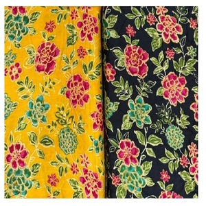 Tissu floral en coton imprimé pour la fabrication de vêtements nappes housses d'oreiller couettes et projets d'artisanat avec une texture douce et fine - Product Image 2