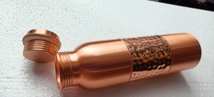 Classic Embossed Hammered Copper Bottles Portable Ayurvedic Water Bottle Pure Copper <b>Drinkware</b> Handmade Bottle Wholesale Export - Product Image 2