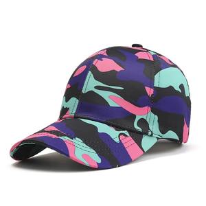 Casquette de baseball en tissu imprimé personnalisé Offre Spéciale casquette de sport à la mode chapeau à motif animé portable chapeau promotionnel - Product Image 2