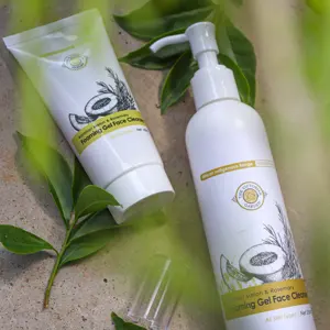 Gel Limpiador Facial Espumoso con Melón Kalahari y Romero 100ml/250ml - Product Image 3