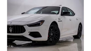 Auto Usado, Ghibli Modena Ultima Q4 AWD 2024, Bajo Kilometraje, Transmisión Automática, Envío Gratis y Listo para Entrega - Product Image 2