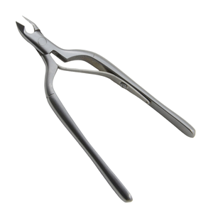 Pince à cuticules professionnelle Outil à ongles en acier inoxydable durable pour l'élimination des peaux mortes Instruments de manucure et de pédicure par KOUNAIN - Product Image 1