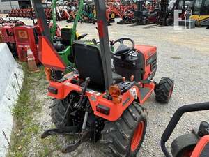 2005 Kubota BX2230D Tractor usado - Product Image 4