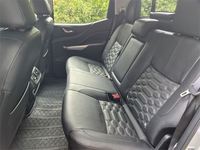 Camioneta Nissan Navara ST-X 2.3D/4WD/7AT Safety 2024 Usada en Buen Estado, Lista para Enviar