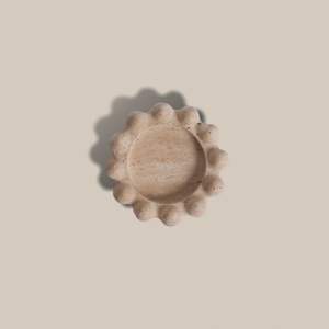 Plateau en forme de fleur en marbre blanc Ensemble de deux élégants plateaux de service décoratifs pour la cuisine à la maison et l'affichage de bureau - Product Image 3