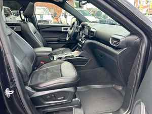 EXPLORER ST LINE SUV AWD GAS 2024 USADO EN EXCELENTES CONDICIONES, CÁMARA TRASERA DE 360°, TECHO SOLAR PANORÁMICO, ASIENTOS DE CUERO - Product Image 2