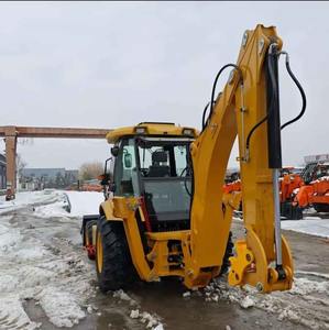 Chargeuse-pelleteuse 4x4 8 tonnes JCB 3CX 4CX à vendre - Product Image 5