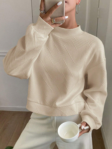 New Women's Front Customized Colors & Sizes Lined Thick Fleece Breathable Casual Winter Warm Sweatshirt - Product Image 5