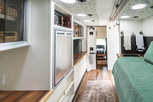 รถบรรทุกสินค้า Clean Great Deal 2015 Freightliner M2 พร้อมส่ง - Product Image 4
