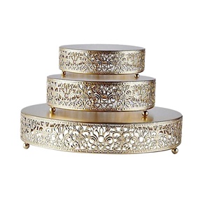 Soporte de pastel de estilo lujoso Soporte de pastel de calidad premium de aluminio Elegante para fiestas de hotel Uso de decoración de mesa. - Product Image 4