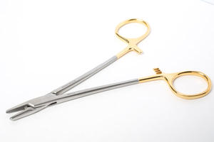 Porte-aiguilles manuel en acier inoxydable de haute qualité, ensemble d'instruments chirurgicaux personnalisés - Product Image 4