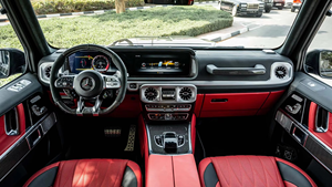 Véhicule tout-terrain haute performance à essence V8 bi-turbo automatique 2024 d'occasion à vendre et prêt à être expédié - Product Image 3