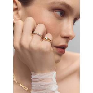 Anillo de Sello con Corazón de Diamante - Product Image 2