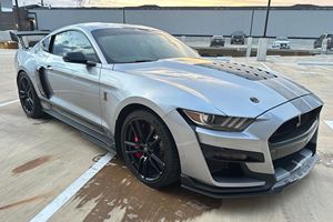 Ford Mustang Shelby GT500 d'occasion de 2020, 9 500 miles, V8 suralimenté, Pack Technologie, G-riptec, Superchargeur supérieur, Pull - Product Image 2