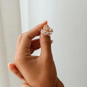 แหวนเพชรกันน้ำสำหรับผู้หญิงแหวนชื่อเฉพาะบุคคล - Product Image 1