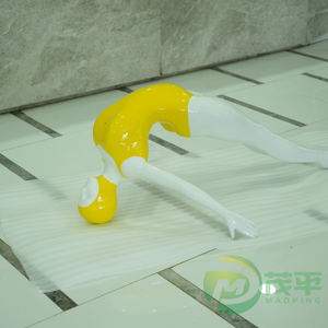 カスタマイズされたモダンな屋内装飾工芸品漫画スポーツマンアスリートボクシングバスケットボール体操バレリーナグラスファイバー像 - Product Image 1