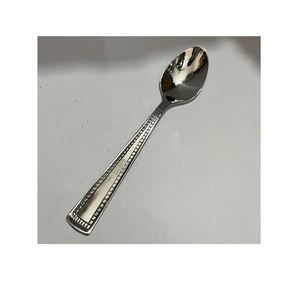 Cuillère faite à la main de style royal d'une seule pièce avec un revêtement de couleur noire brillante de qualité supérieure au meilleur coût - Product Image 1