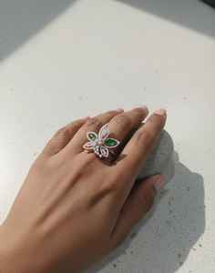 Best And Unique Hot Selling Design With Moissanite Diamonds With <b>Green</b> Stone Fine 925 Silver Ring - Product Image 2