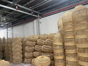 Rotin, abat-jour de suspension décoratifs allumant des lanternes naturelles faites à la main 100% Fabriqué à la main en gros fabriqué au Vietnam - Product Image 3