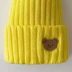 Gorros de Punto de Color Sólido Premium Unisex, Impresión de Logotipo Personalizado, Impresión Digital Disponible, Todos los Colores y Tamaños, Estilo Urbano Común - Product Image 4