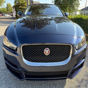 JAGUAR XE 35T PRESTIGE SEDAN AWD 2017 Usado en Excelentes Condiciones - Product Image 1