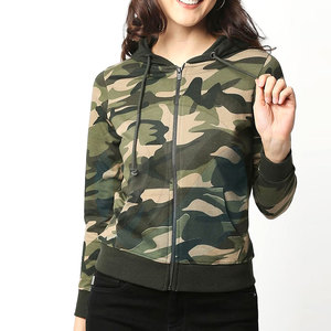 เสื้อฮู้ดผู้หญิงพิมพ์ลายพราง - Product Image 1