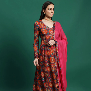 Ensemble de robes d'été décontractées et élégantes pour femmes, longueur genou, col en V, manches longues, en tissu CREAP, Anarkali Kurta Pant Dupatta - Product Image 1