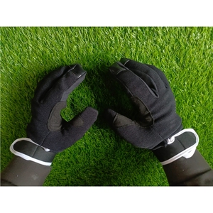 Gants de frappe de cricket en cuir de qualité supérieure pour hommes Protection et confort de qualité professionnelle - Product Image 3