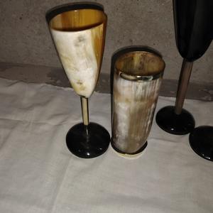 Taza Rústica Ecológica de Cuerno Vikingo Hecha a Mano para Cerveza, Vino, Café, para Fiestas, con Logotipo y Diseño Personalizables, Apta para Lavavajillas y Microondas - Product Image 1