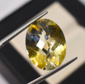 ซิทรินธรรมชาติสีอ่อน ทรงเชคเกอร์คัท 19x15x9 มม. 12.63 กะรัต - Product Image 4