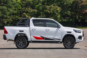 TOYOTA HILUX DC GR SPORT 2023 d'occasion en excellent état, transmission automatique, conduite à gauche/droite - Product Image 5