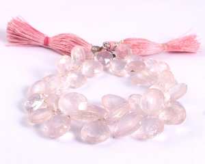Quartz Rose naturel à facettes coeur Briolette perles de pierres précieuses 10-16mm 7 pouces longueur de brin en gros perles en vrac bijoux - Product Image 1