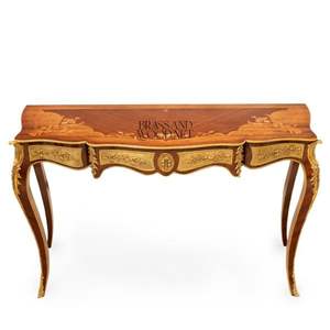 Mesa Consola Clásica de Lujo con Incrustaciones Hechas a Mano y Adornos de Latón - Product Image 1