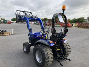 FARMTRAC FT26 HST with front loader bucket | <b>cheap</b> new condition compact tractor 4x4 farmtrac FT 26 Hydrostatic 24HP tractor - Product Image 5