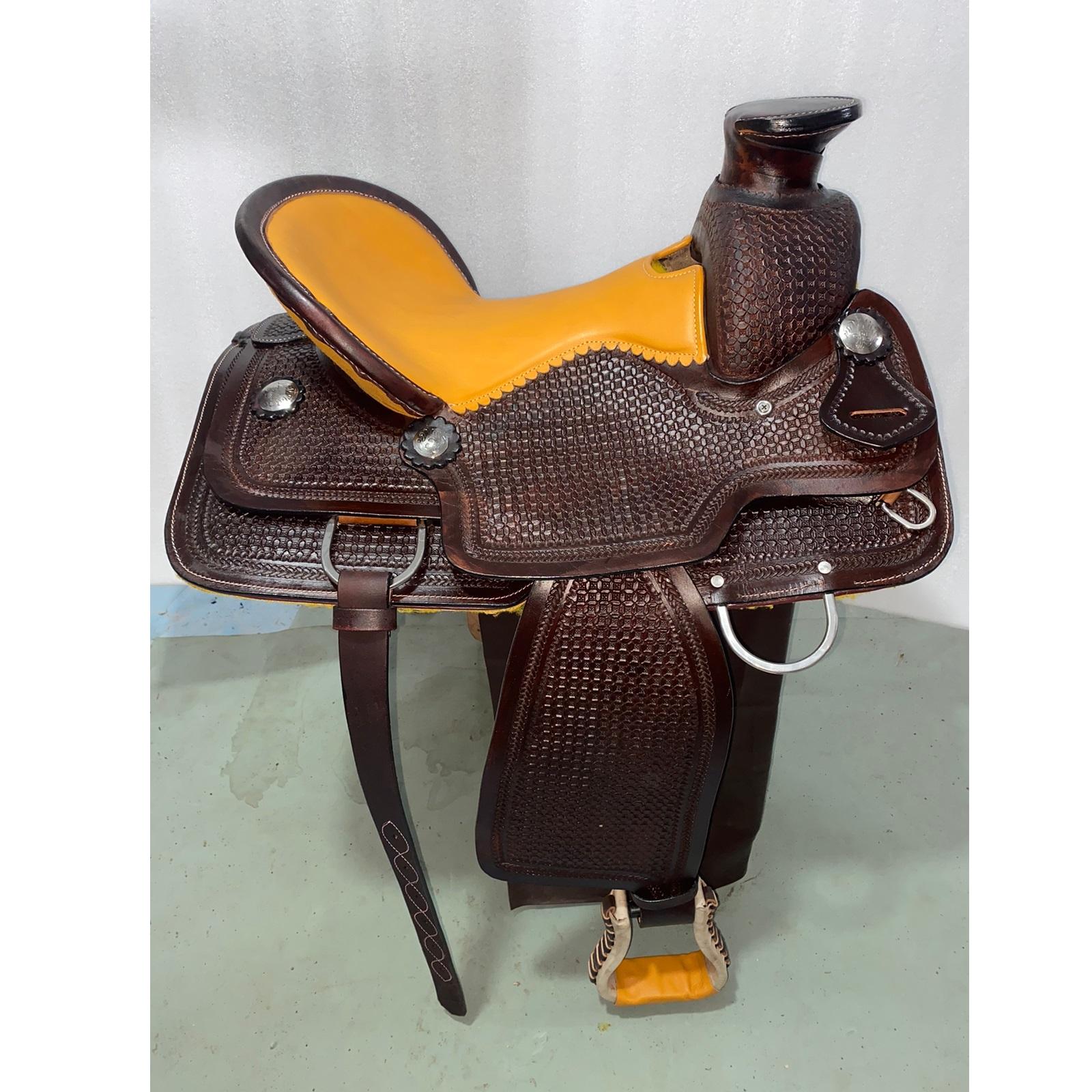 สีน้ำตาล