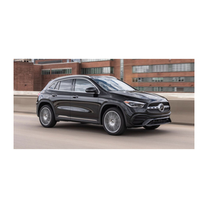 รถ Mercedes-Benz GLA 250มือสองดีไซน์ทันสมัยสมรรถนะสูงมาพร้อมเบาะหนัง R15ยางสีเข้มภายใน - Product Image 3