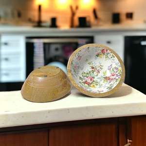 Bol en bois artisanal avec impression émaillée à motifs floraux luxueux - écologique - décoration de table - décoration de salle à manger - Product Image 3