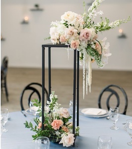 Centro DE MESA DE BODA DE METAL minimalista moderno con patrones geométricos para la decoración de mesa de eventos contemporánea y elegante - Product Image 6