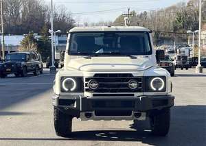 Super White 2025 Linos Grenadier, Volante a la Izquierda, Automático, 4x4, Usado, Techo Solar, Arranque Remoto, Asientos de Cuero, Paquete Premium, Ligero - Product Image 2