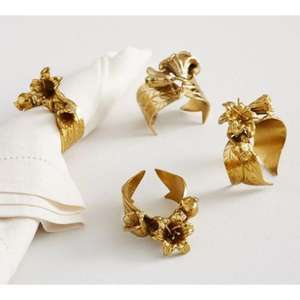 Servilleteros de latón con un acabado antiguo atemporal e ideales para bodas y banquetes y elegantes ajustes de mesa para el hogar - Product Image 1