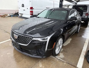 Cadillac CT4 Premium Luxury 2024 d'occasion en excellent état - Product Image 1