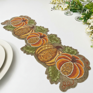 Camino de Mesa y Salvamanteles Bordados a Mano con Cuentas Florales, Tamaño Personalizado, Estilo Moderno con Cuentas de Vidrio - Product Image 3