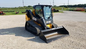 รถตักล้อยาง JCB 270t มือสอง ปี 2023 พร้อมเครื่องยนต์ Kohler PLC มอเตอร์เกียร์บ็อกซ์และปั๊มประสิทธิภาพสูง รับประกัน 4 ปี ลดราคา - Product Image 3