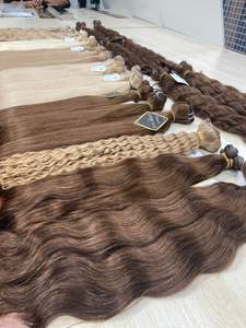 Super Double Extensions de Cheveux Humains Vietnamiens de Luxe Tissage Ondulé dans les Cheveux Colorés d'un Donateur - Product Image 4