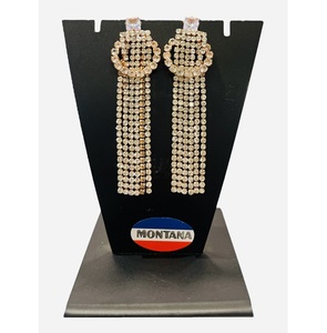 Pendientes con incrustaciones de piedra AD de alta calidad para mujer en acabado chapado en oro y plata disponibles a precio mayorista - Product Image 1