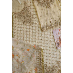 Colección Maria B. Baad-E-Saba Vol.6 Ivory Gold MC-047 y TC-549 Tela Satén - Product Image 6