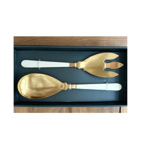 Ensemble de serveurs à salade en métal élégant, conçu pour les maisons contemporaines, offrant un équilibre supérieur, un confort et une durabilité exceptionnels - Product Image 1