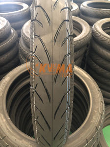 Pneus de moto à grande vitesse de 16 à 17 pouces fabriqués au Vietnam - Product Image 2