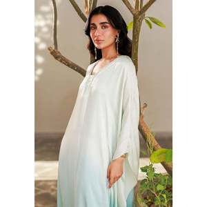 Robe en mousseline de soie bohème - Respirante et légère pour les occasions décontractées - Product Image 4